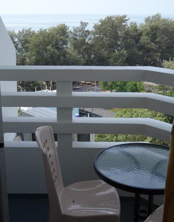Rayong Condochain Ban Phe Pokoj fotografie
